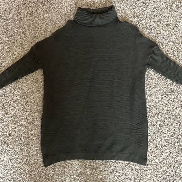 LILLUSORY Women's Turtleneck Oversized Sweaters - Picture 4 of 7